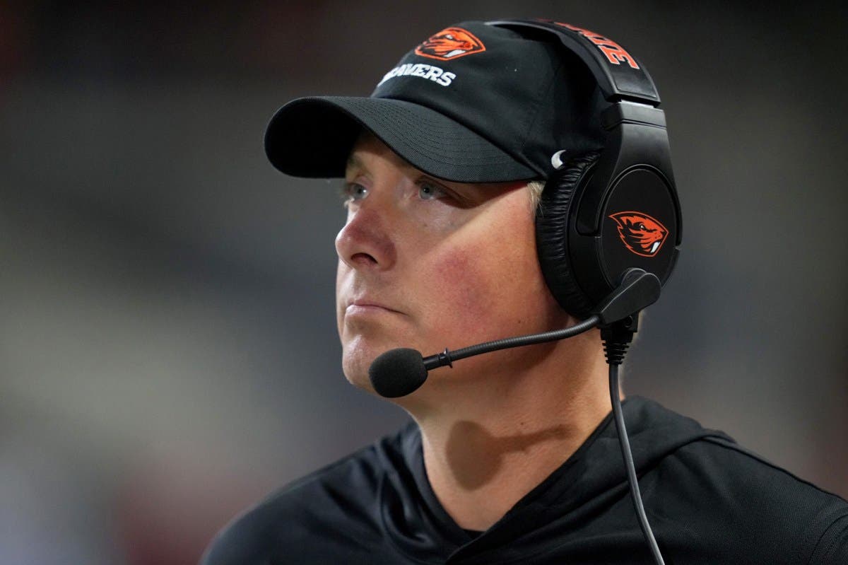 Major College Football Program Fired Head Coach After 0-7 Start