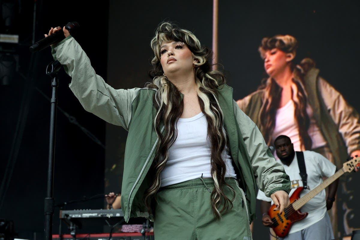 What Is ‘Messy’ Singer Lola Young’s Rare Schizoaffective Disorder?