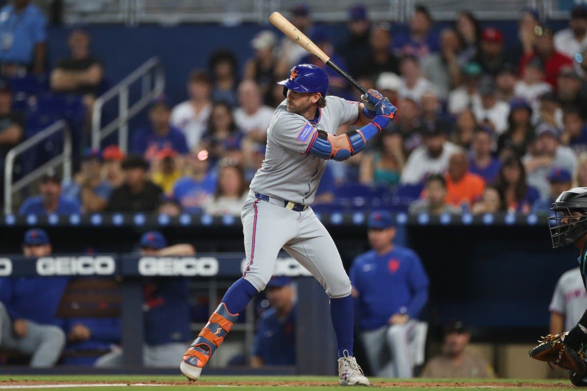Mets Could Cut Ties With 2-Time All-Star After 8 Seasons via Trade