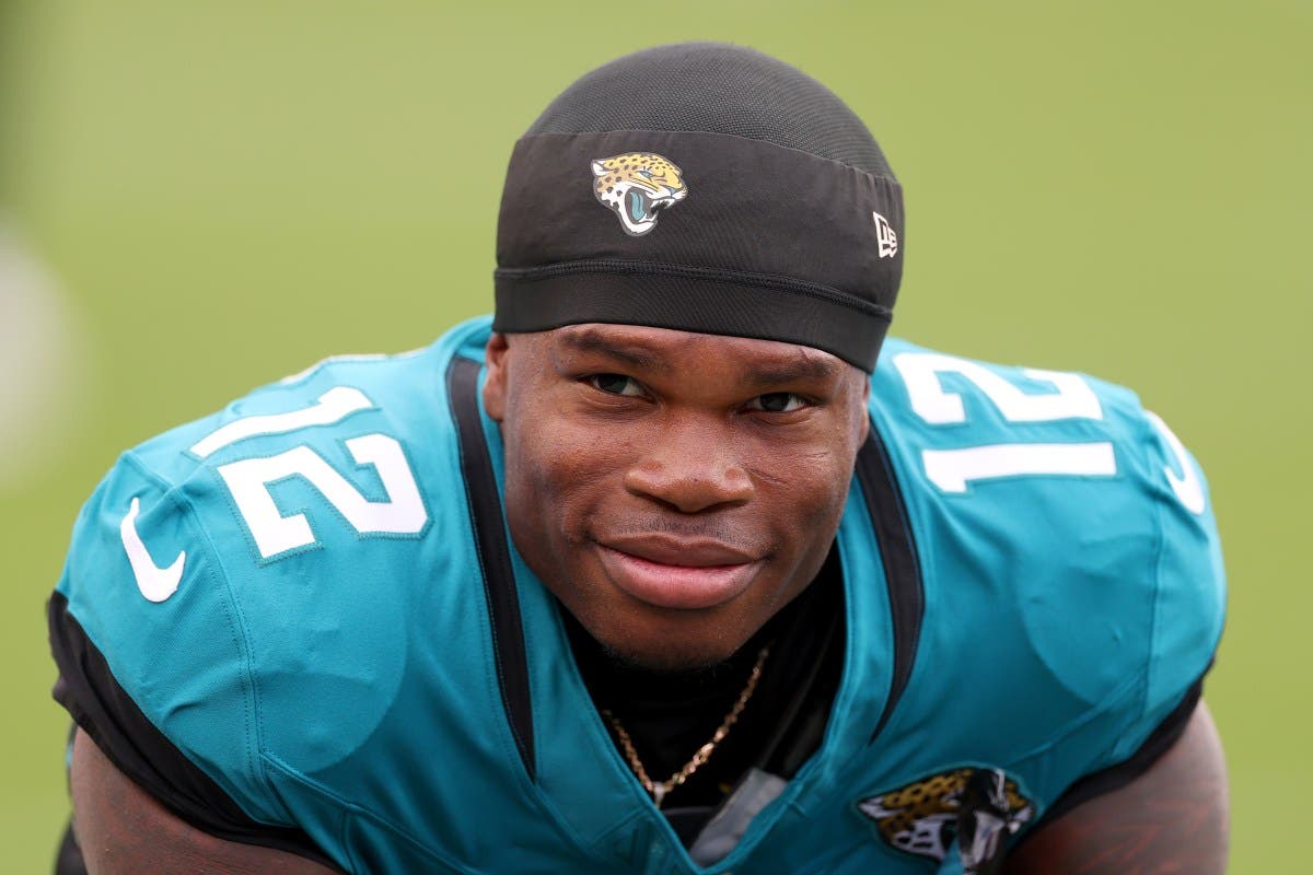 Jaguars Coach Admits Challenge With Travis Hunter Amid Rookie's Low Stats