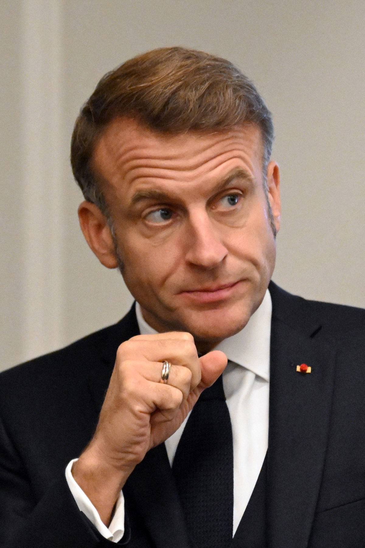A New King of France? Louis XVI Descendant Says He's Ready
