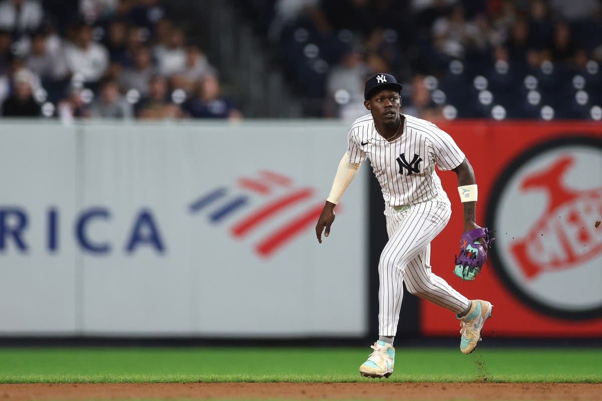 Ex-Yankees Starter Defends Jazz Chisholm Jr. After Controversial Move