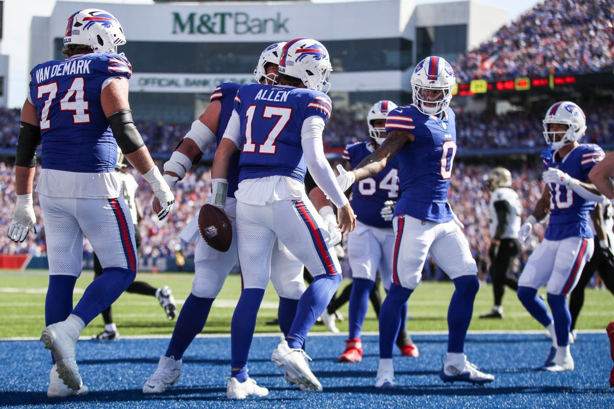 Buffalo Bills Pursue WR Upgrades Amid Depth Concerns Ahead Trade Deadline