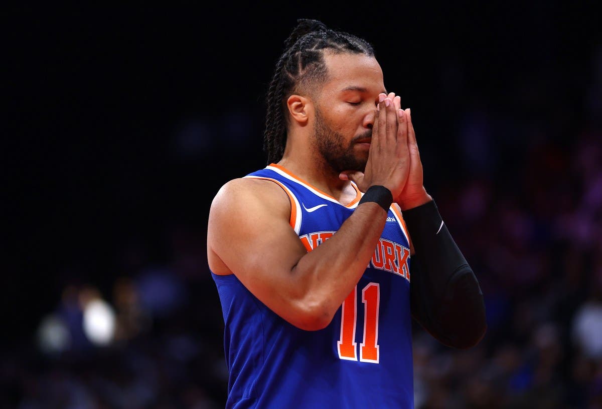 Knicks Face Early Injury Tests Amid Roster Finalization for 2025-26 Season