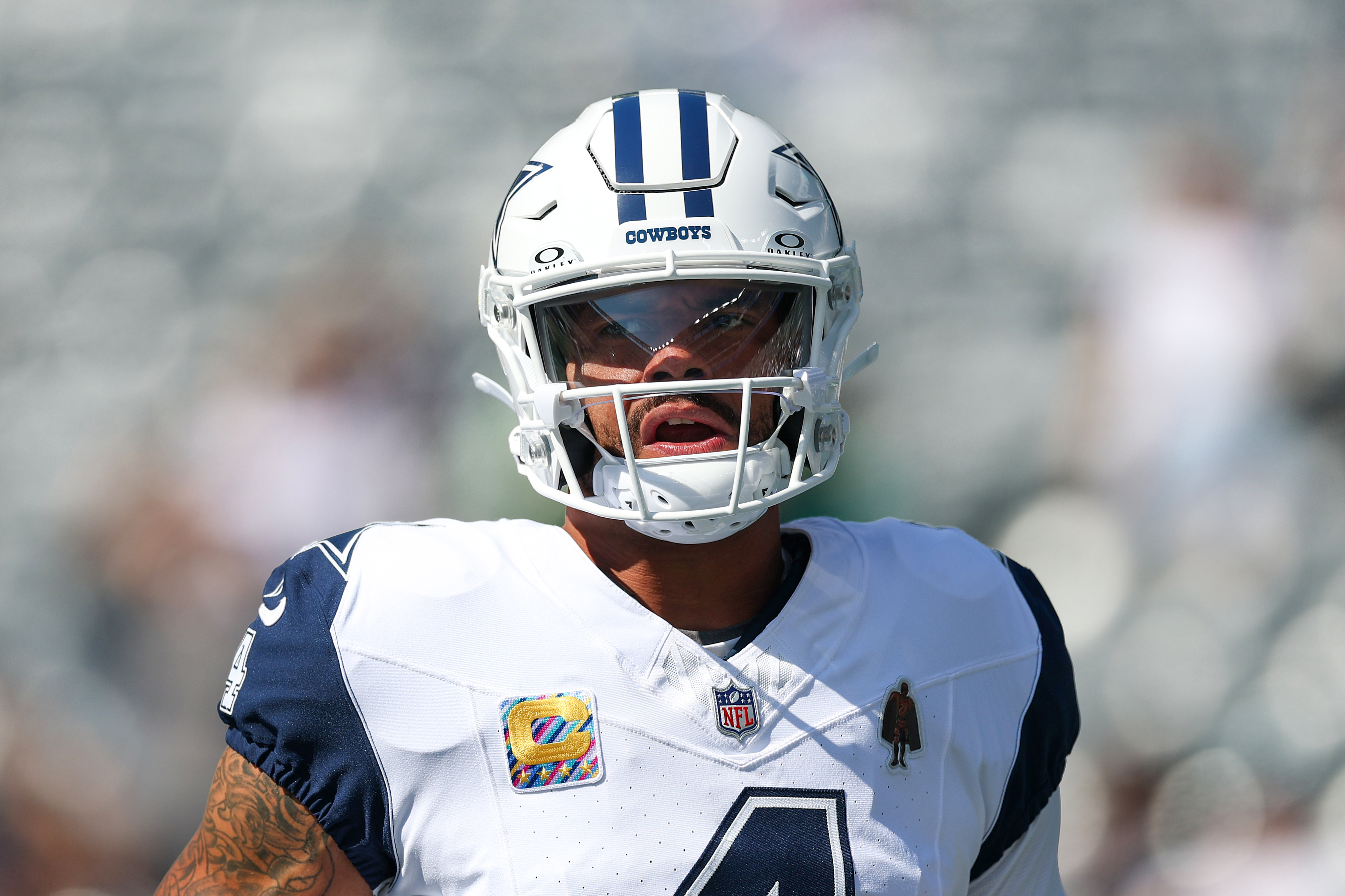Cowboys to Debut Never-Before-Worn Uniform Combination on Christmas Day