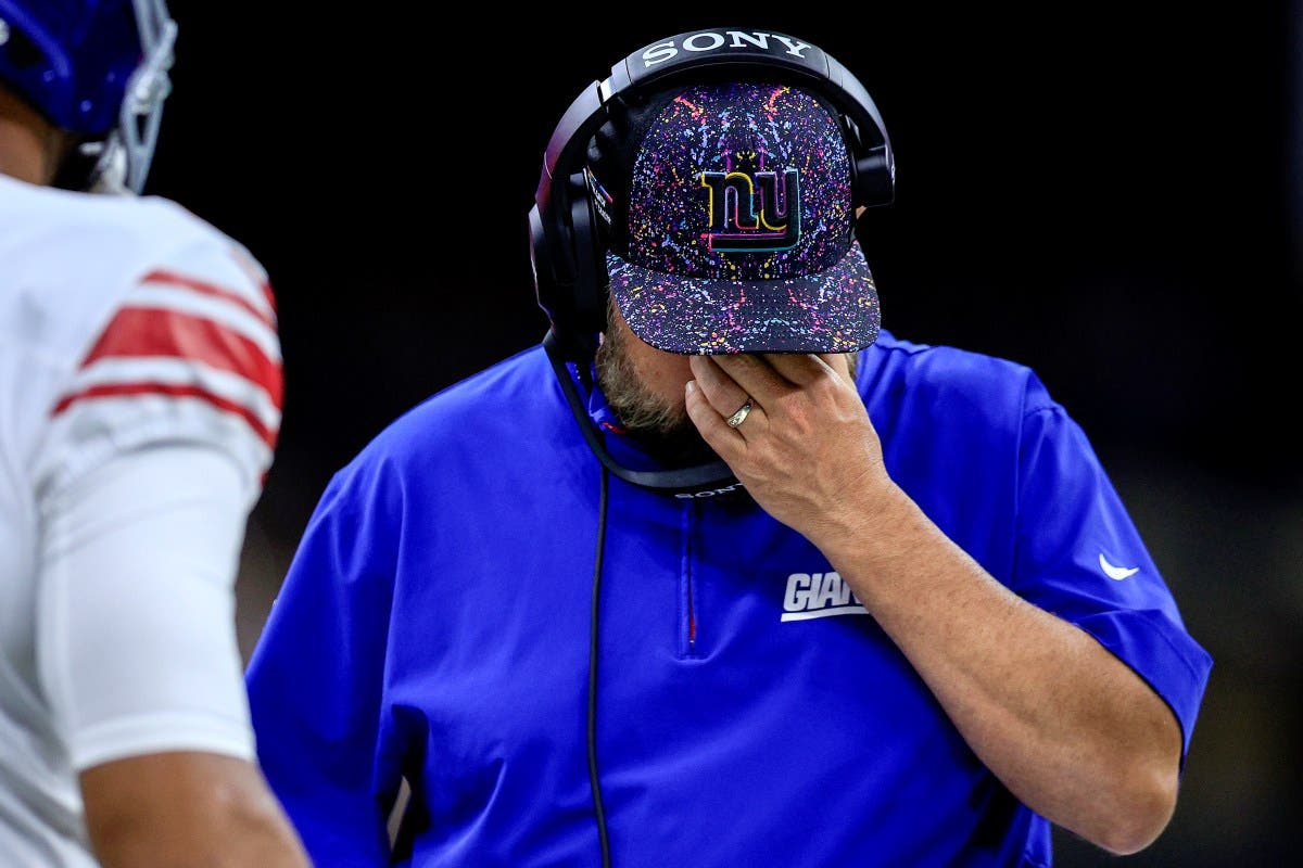 Giants HC Brian Daboll's Meltdown After Russell Wilson's Error Turns Heads
