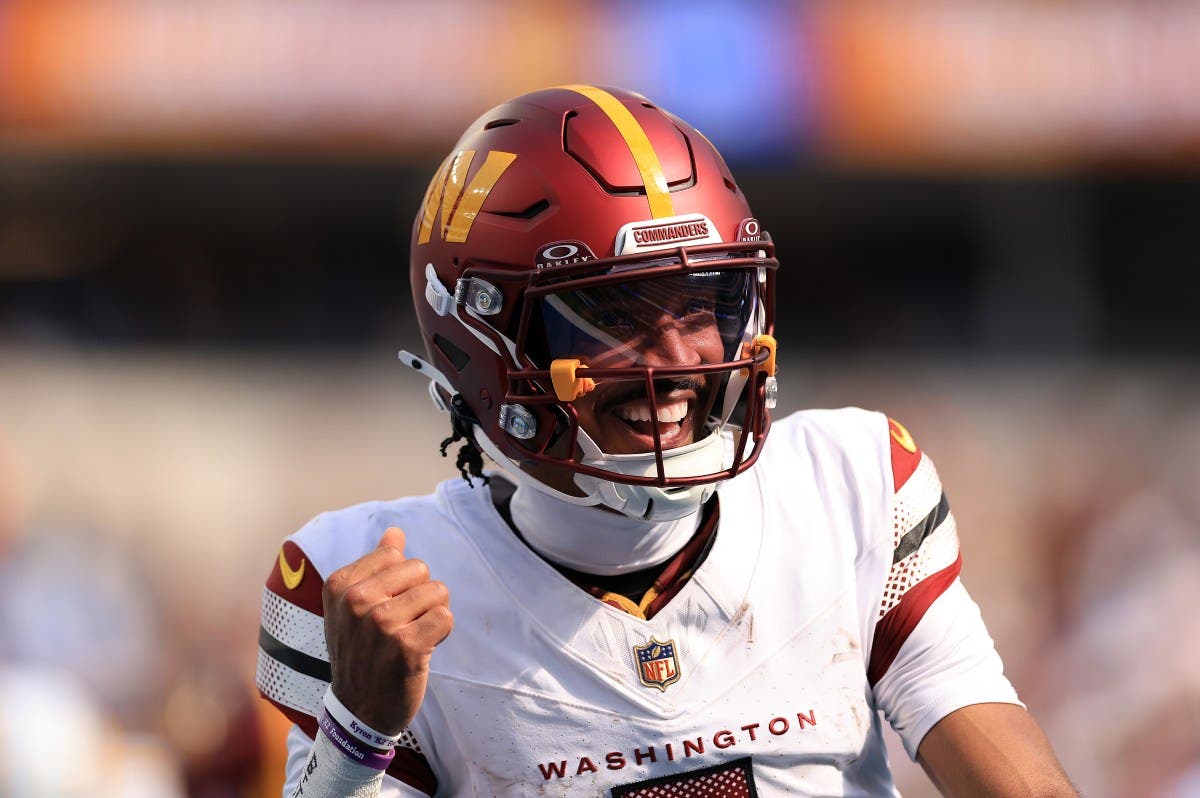 Commanders Jayden Daniels Has Bold Response to Injury Concerns