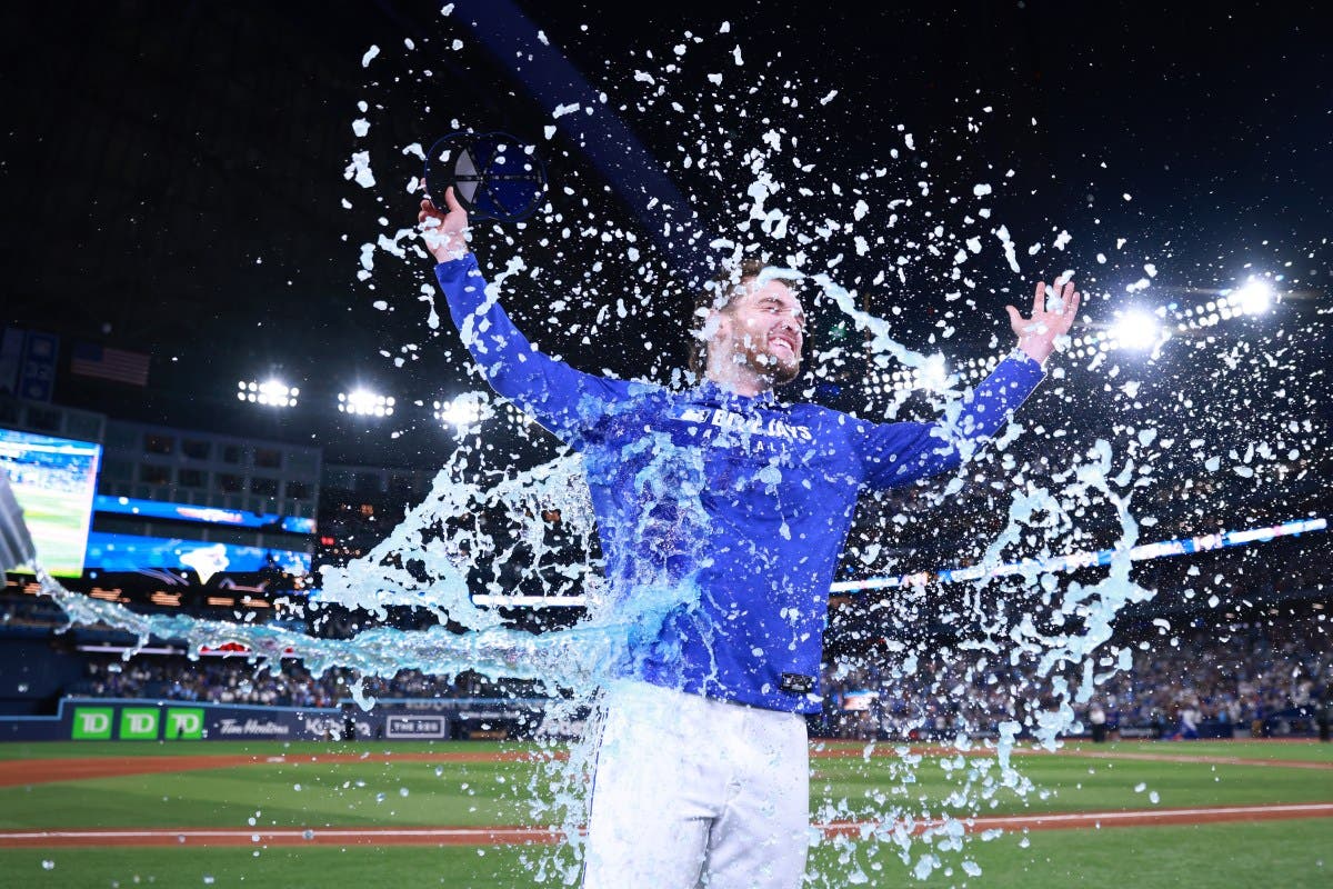 Blue Jays Rookie Makes Franchise History in Dominant Start