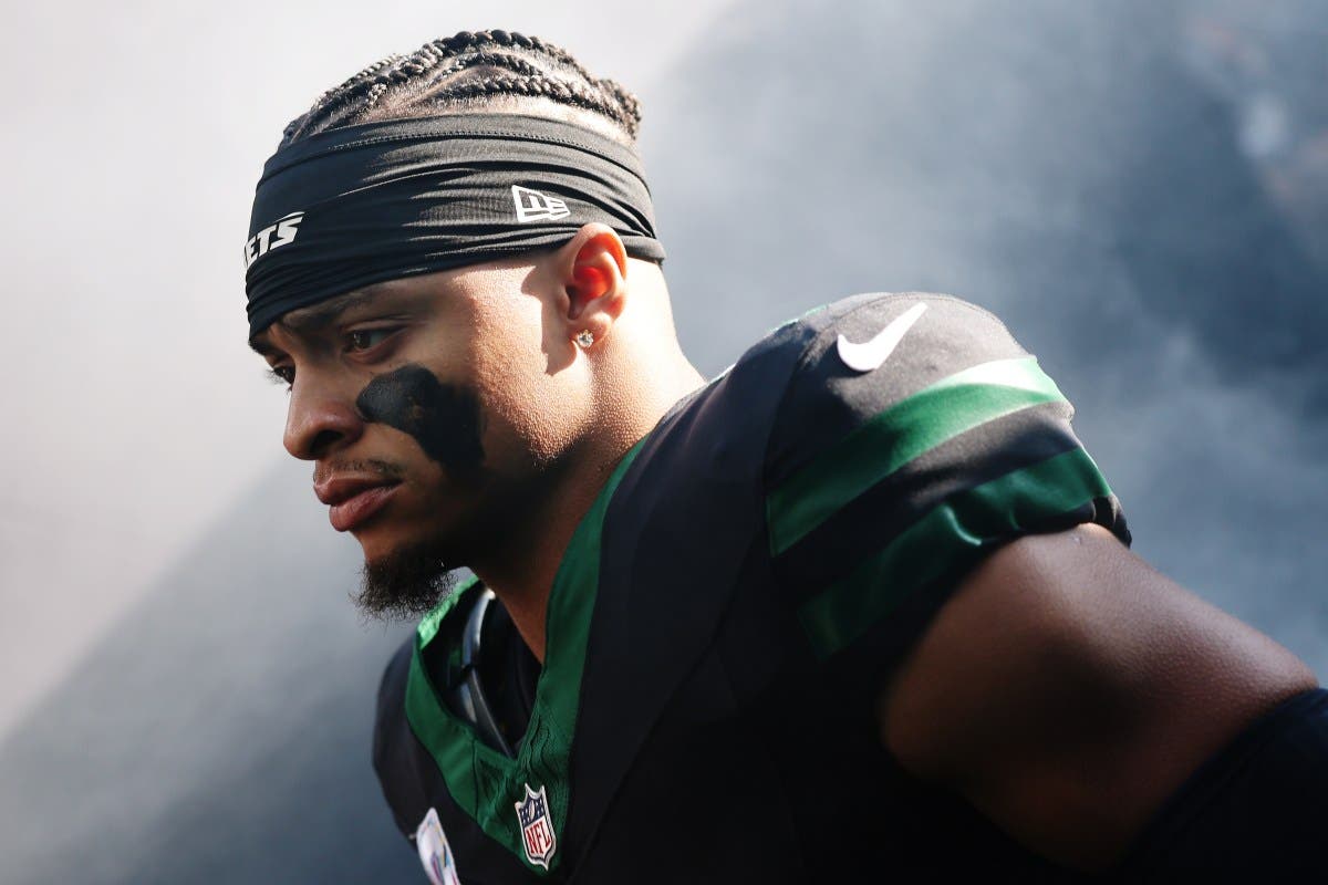 Justin Fields Shuts Down Woody Johnson's Criticism After Jets' Win