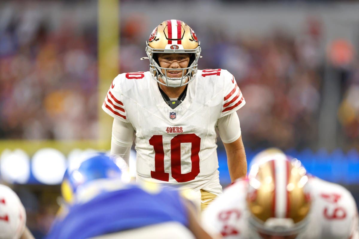 49ers Urged to Make Surprising Mac Jones Decision