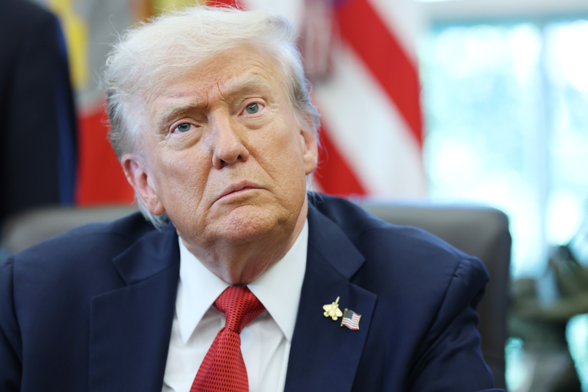 ICE Chicago protests: Trump calls for jail time for IL officials—live updates
