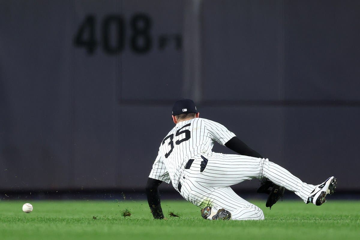 인사이더는 양키스가 ‘위험한’ 코디 벨린저 대신 이 FA를 선택할 것을 제안했습니다. 인사이더는 양키스가 ‘위험한’ 코디 벨린저 대신 이 FA를 선택할 것을 제안했습니다.