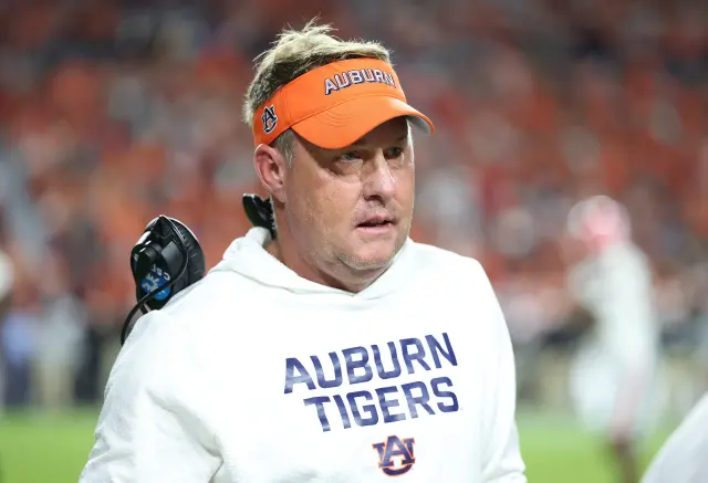 Head coach Hugh Freeze of the Auburn Tigers