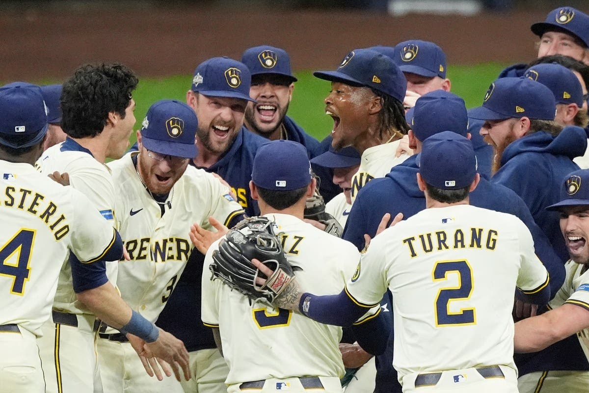 Dodgers Star 'Not Falling For' Brewers Mantra Heading Into NLCS
