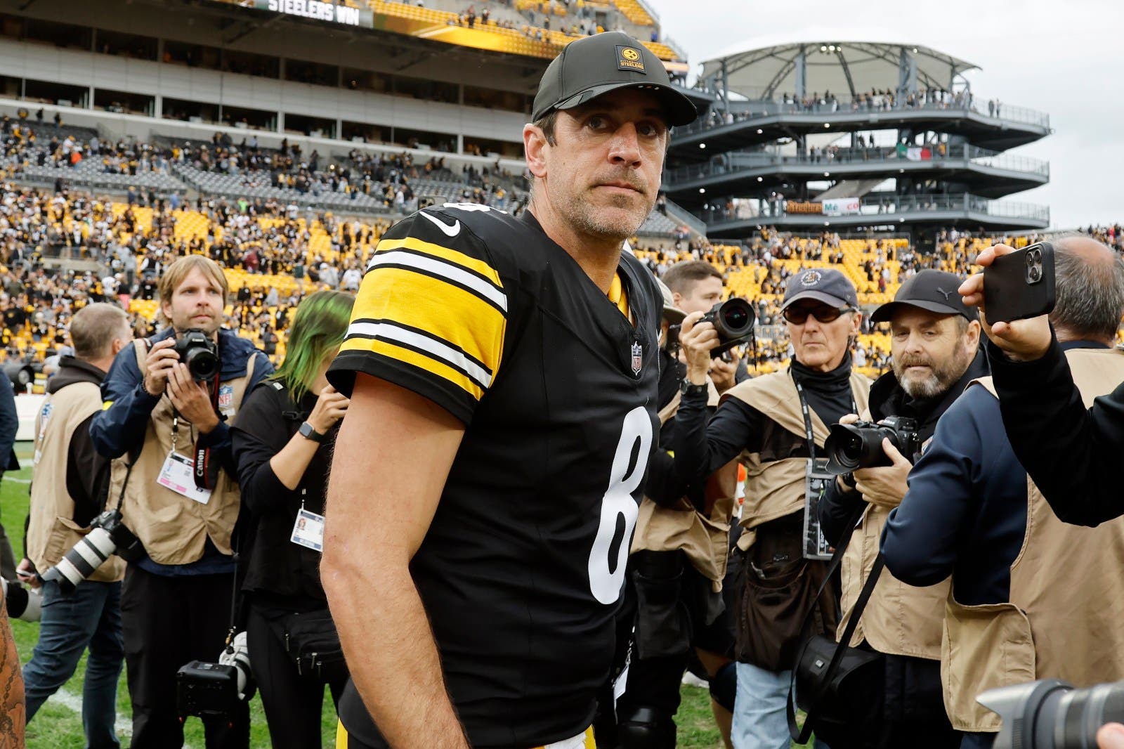 Steelers Linked to Aaron Rodgers Replacement Ahead of NFL Trade Deadline -  Newsweek