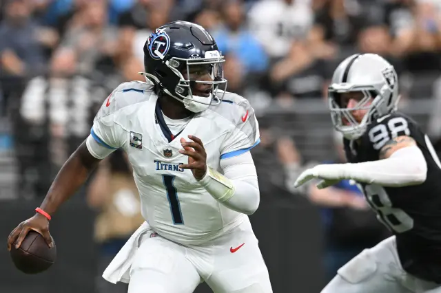 Tennessee Titans QB Cam Ward