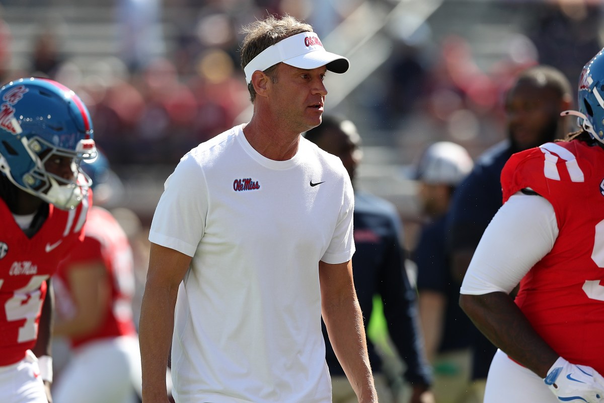 Lane Kiffin Shares His Message to Ole Miss Players About Coaching Rumors