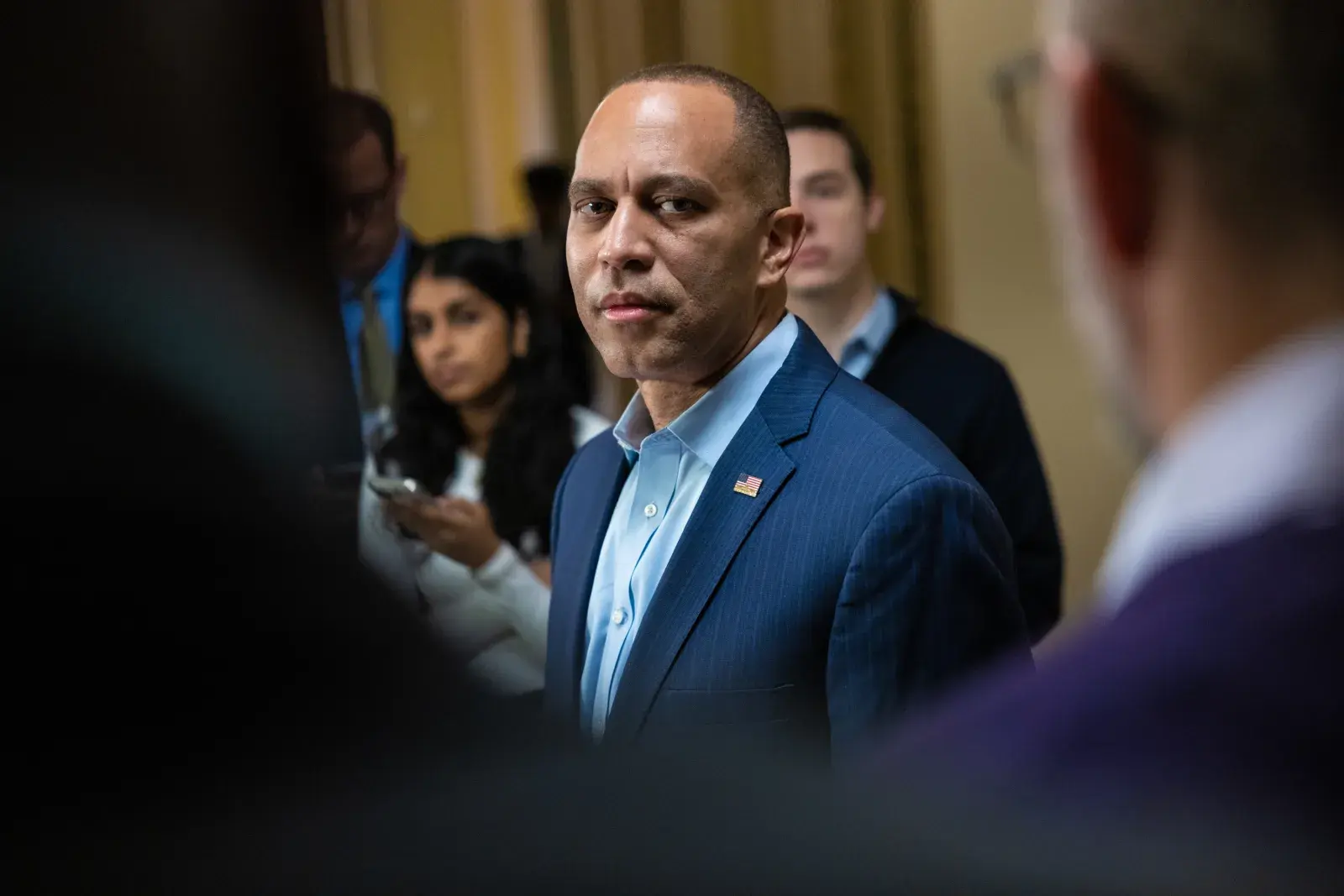 Hakeem Jeffries on Mamdani: The Endorsement Dilemma