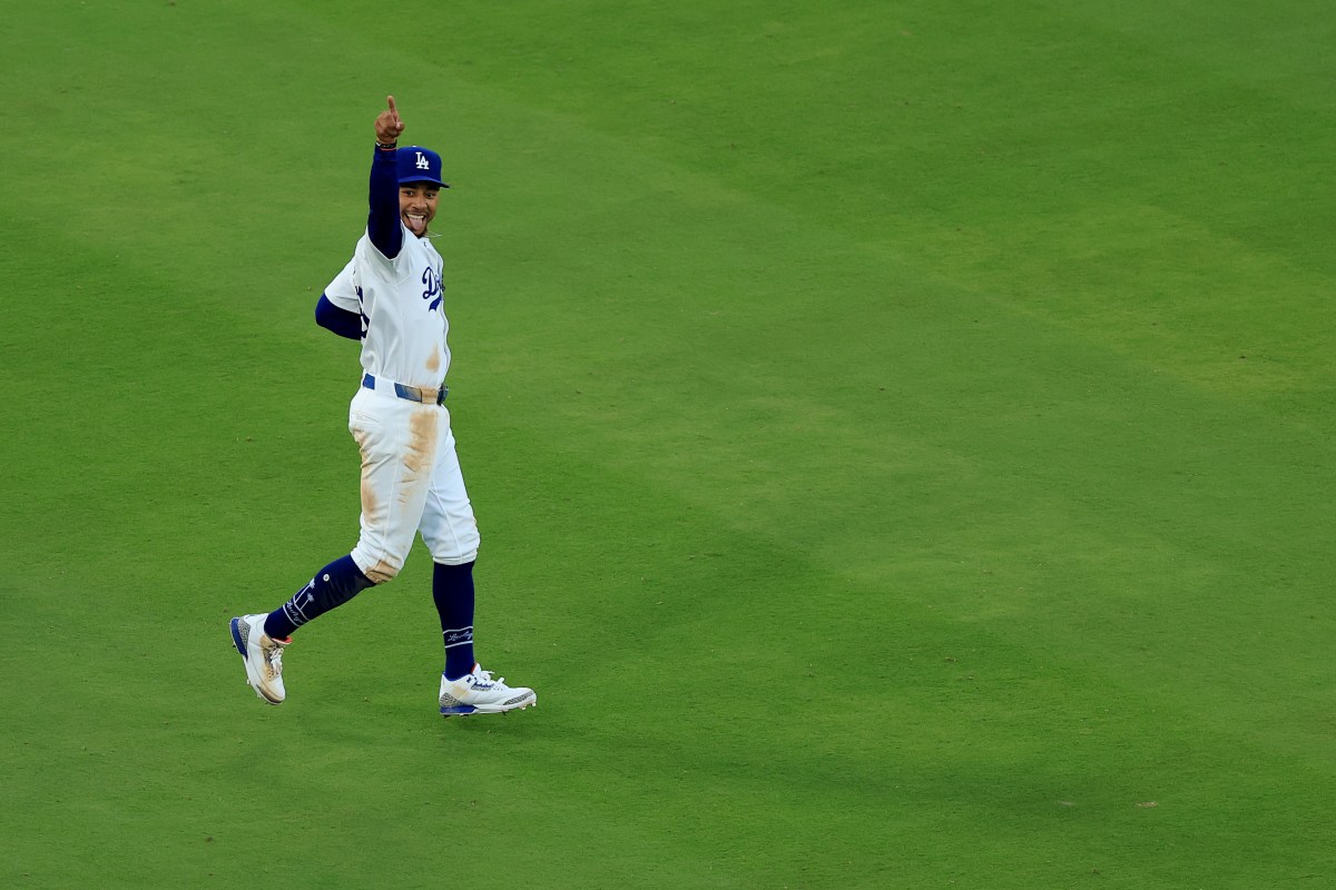 Mookie Betts Responds to Yankees Legend Derek Jeter After Shortstop Praise