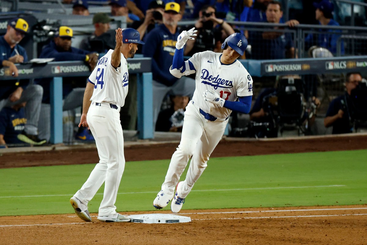 Dodgers& 039; Shohei Ohtani Compared to Bulls& 039; Michael Jordan