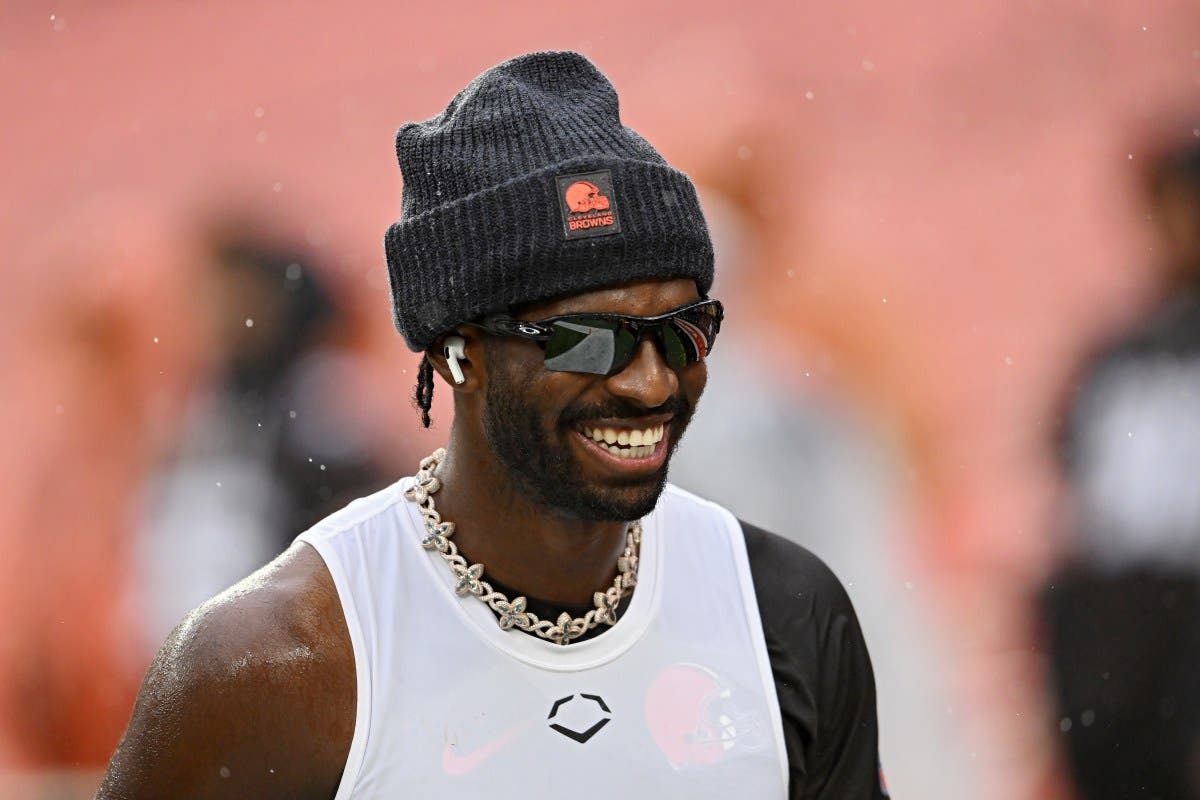 Cleveland Browns Face Quarterback Uncertainty Amid Gabriel Performance, Sanders Ascendancy