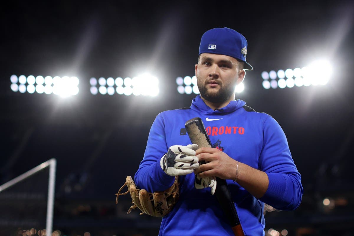 Blue Jays Reach World Series; Bichette Near Return
