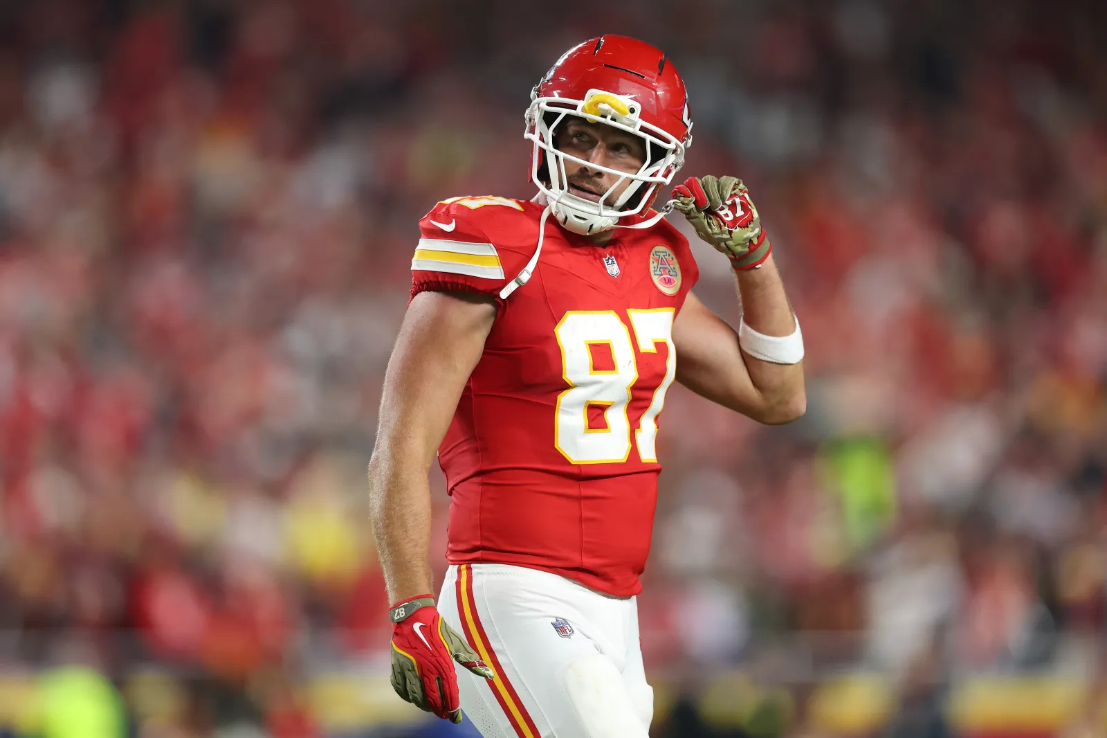 Travis Kelce Reaches New Heights: A Tribute to Chiefs Kingdom