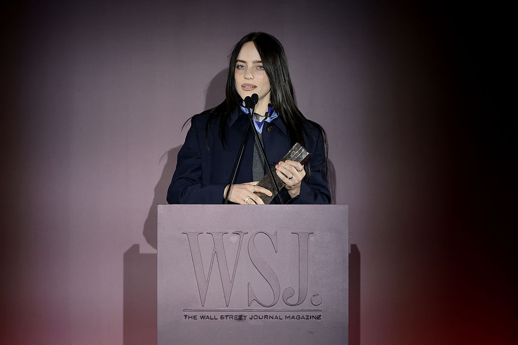 Everyone Obsessed With Billie Eilish’s Net  Worth Right Now for Key Reason