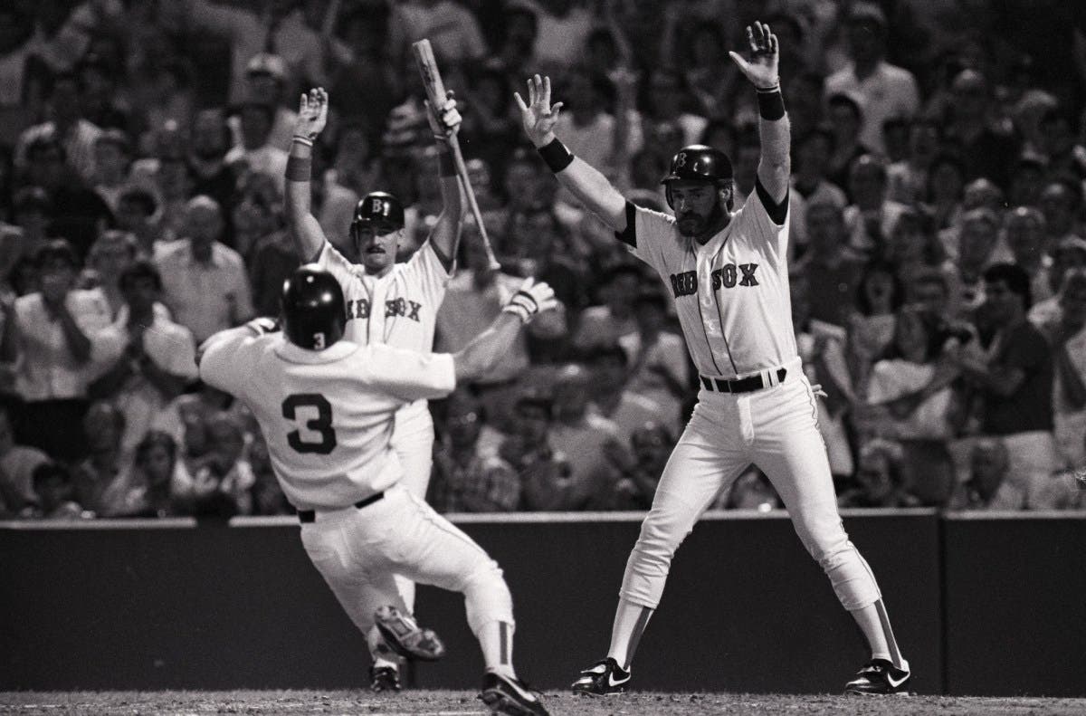 Red Sox Two-Time All-Star Outfielder Passes Away