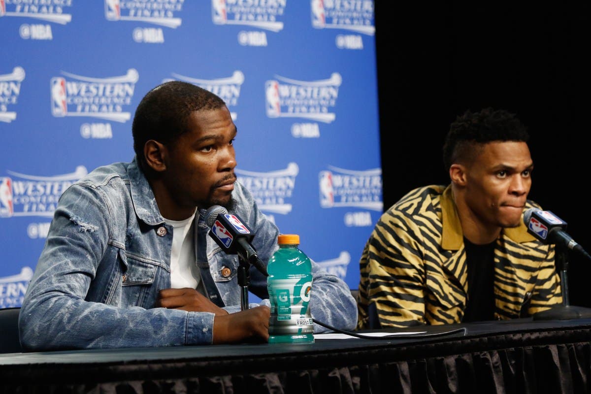 Kevin Durant Sends Rockets Message on Signing Russell Westbrook
