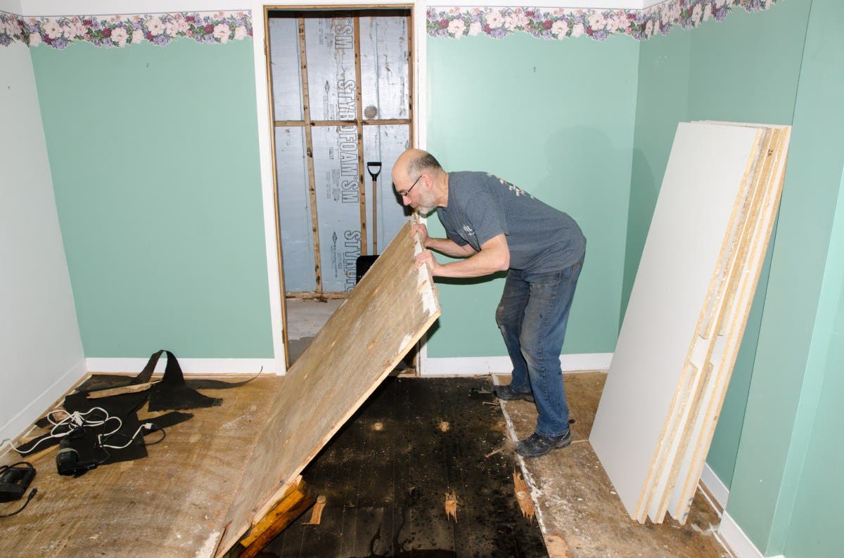 Homeowners Pull Up Old Linoleum Floor—Couldn’t Imagine What They’d Find