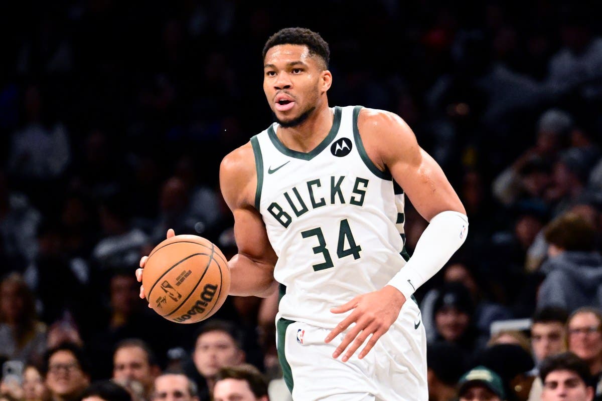 Milwaukee Bucks Receive Bad News About Giannis Antetokounmpo's Future