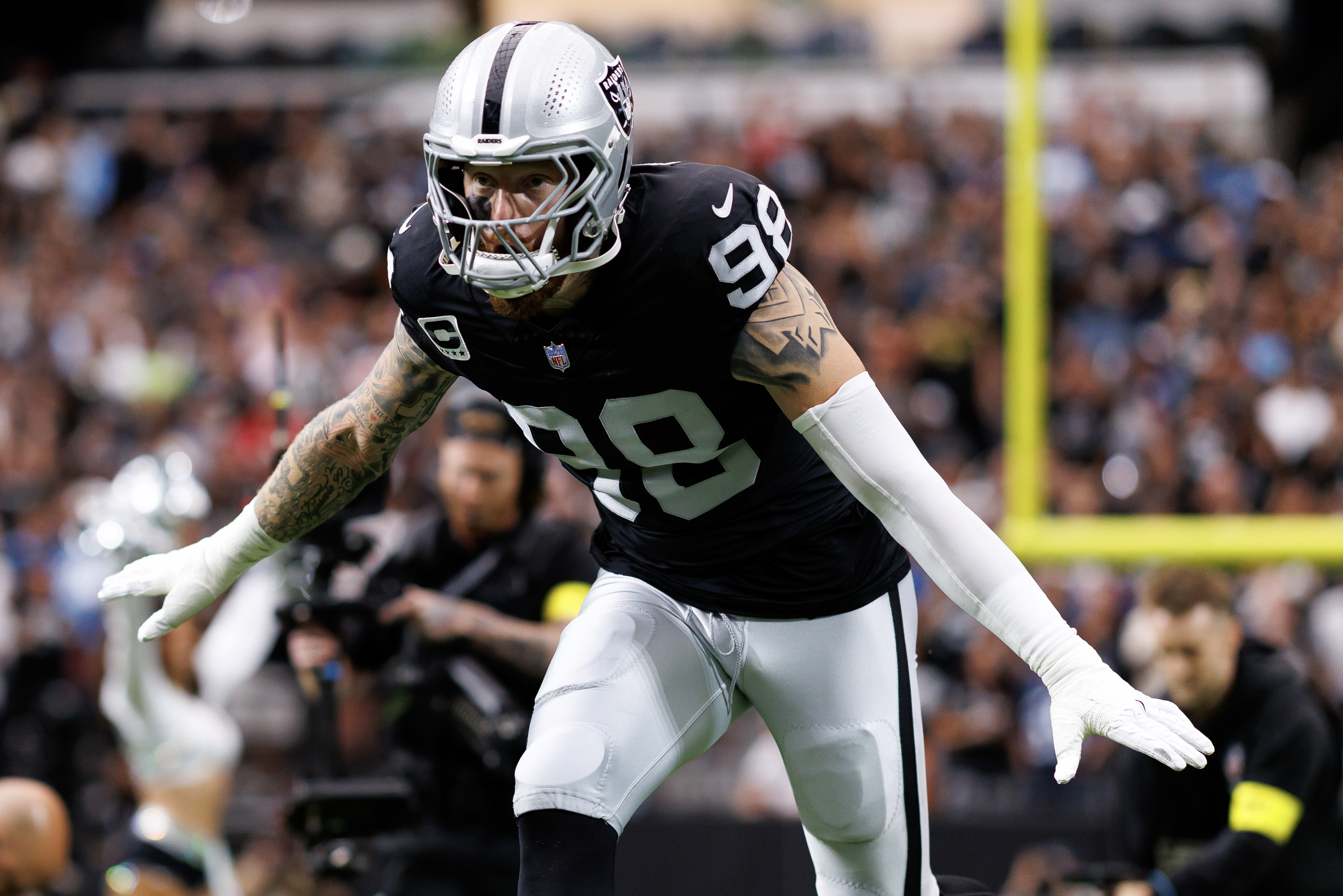 Seahawks Trade Idea Adds $106.5 Million Pro Bowl DE to Super Bowl Defense