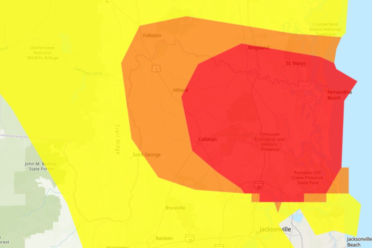 Tens of Thousands Told To Stay Indoors in Florida