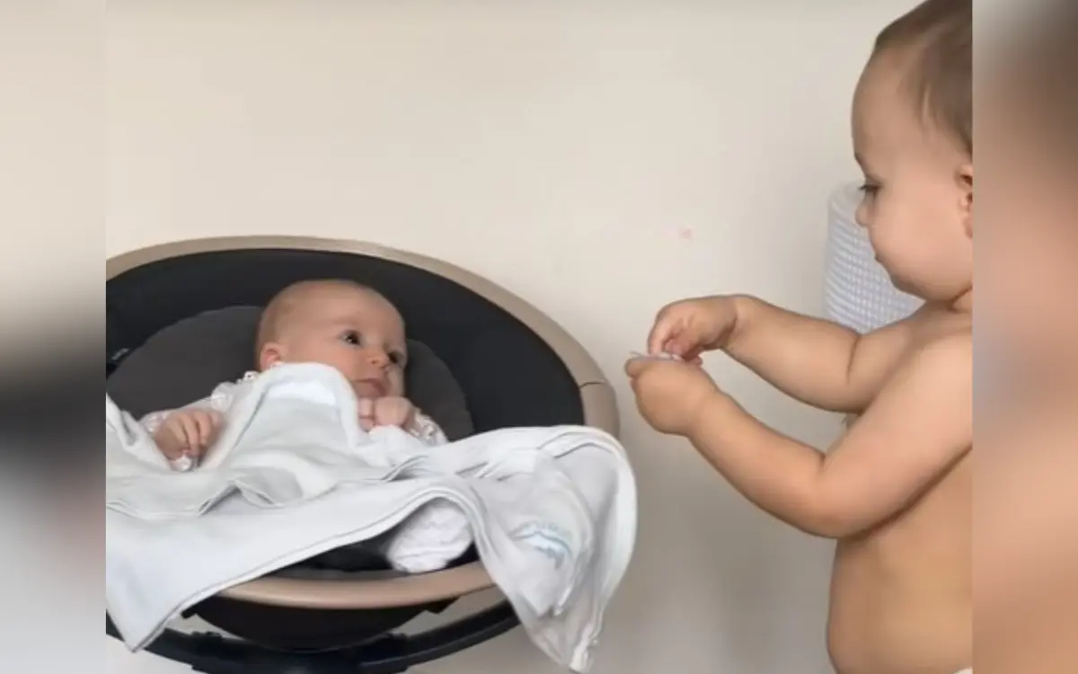 Kiera Crawford's two young kids.