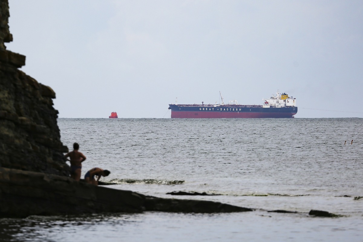 Russia Neighbor Warns Ukraine After New Oil Pipeline Attack