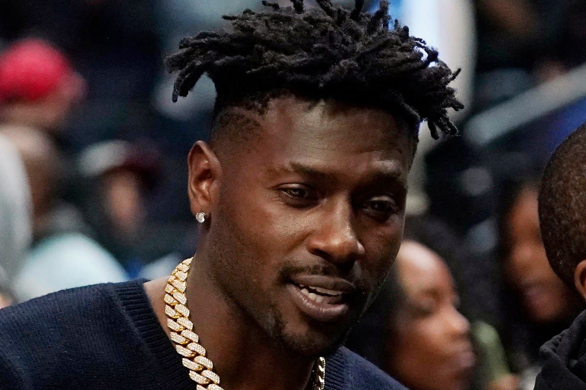 Antonio Brown, former NFL star, arrested on attempted murder charge