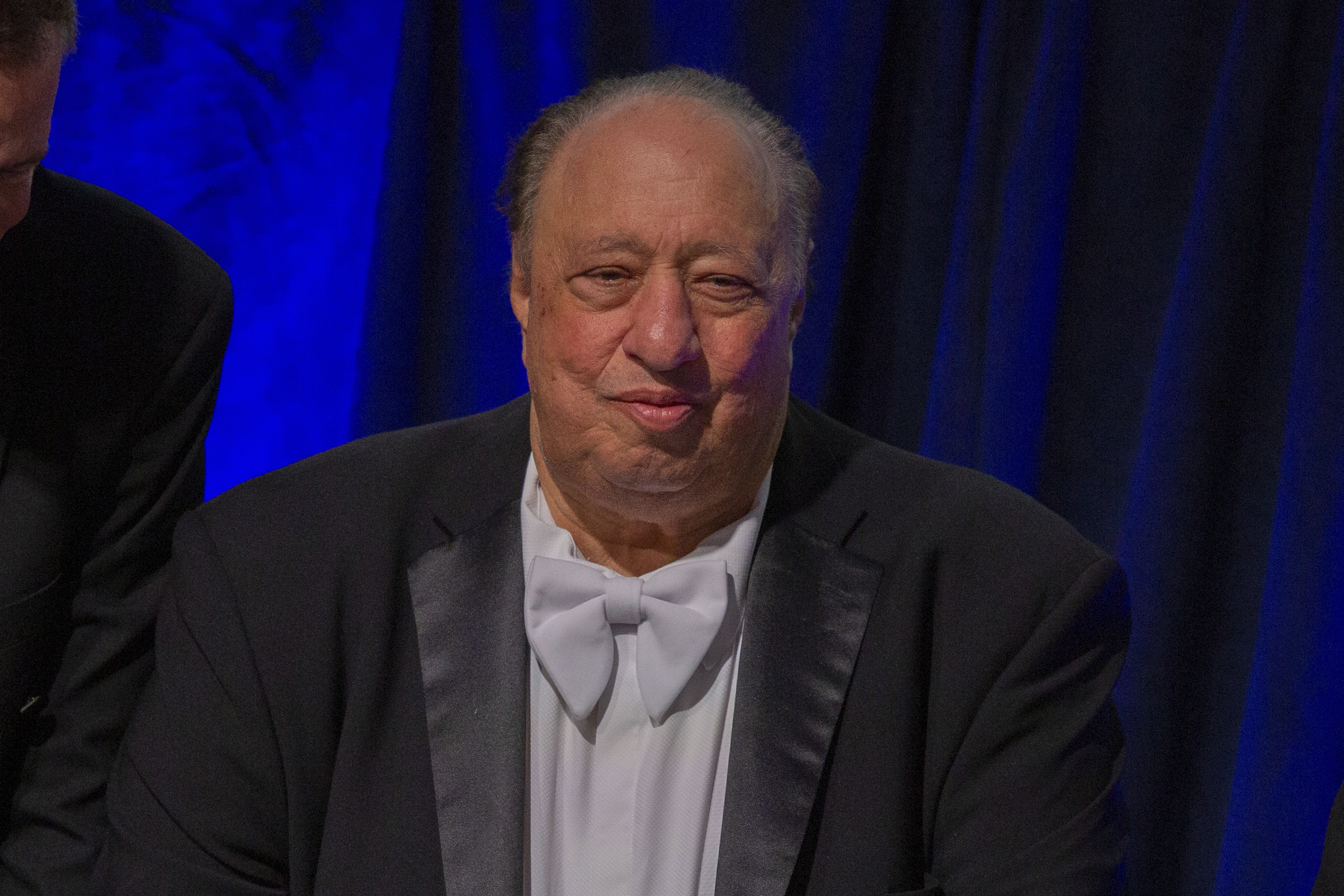 Supermarket Billionaire Threatens New York Exit After Mamdani Win