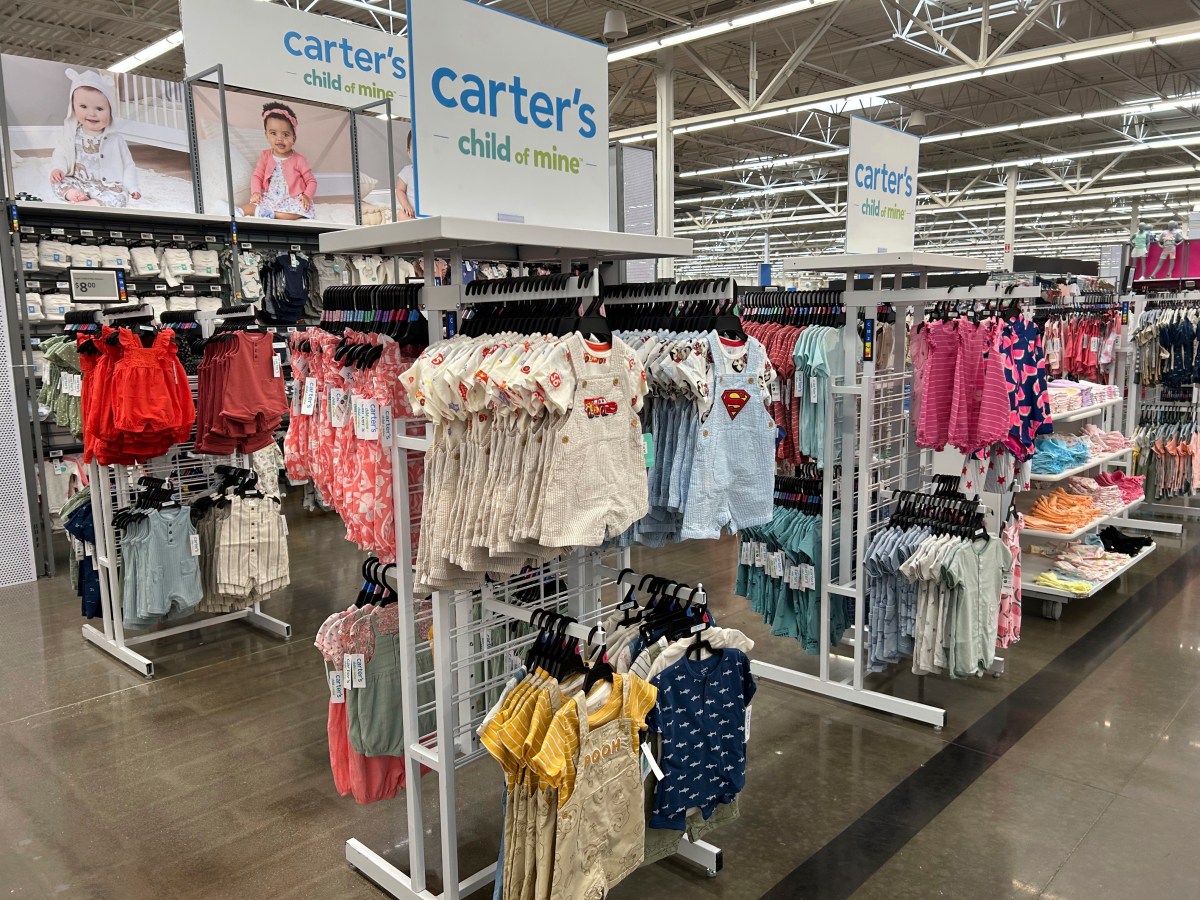 America& 039;s Biggest Baby Clothes Company Is Closing Stores