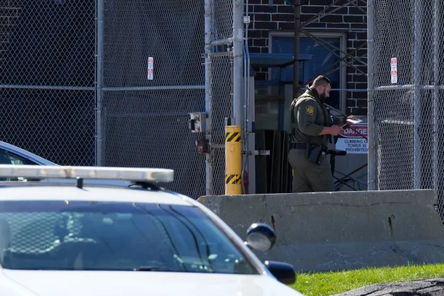 Judge Orders ICE to Fix 15 Problems at Chicago-Area Facility Deemed ...