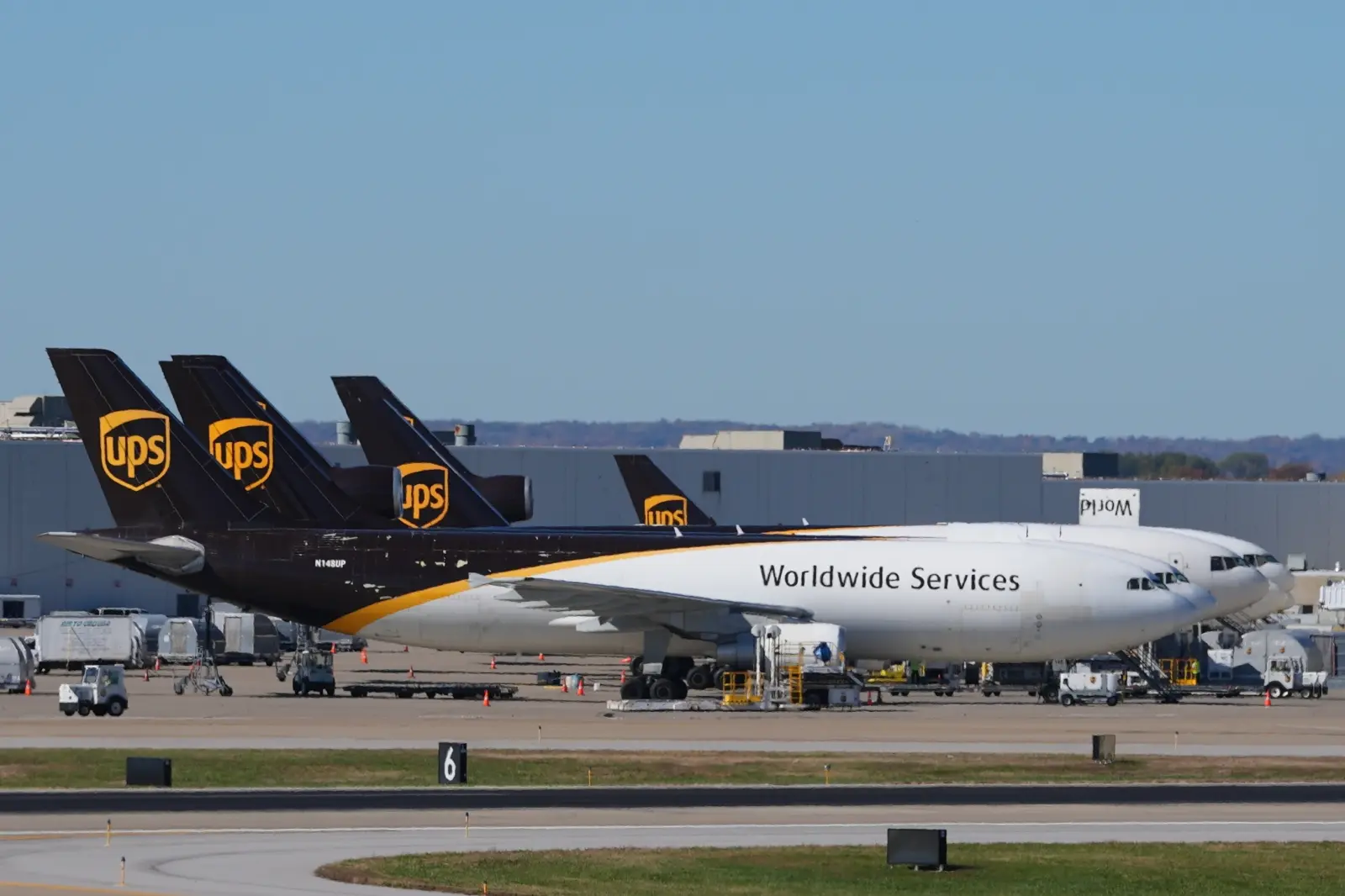 UPS Grounds Planes After Deadly Crash