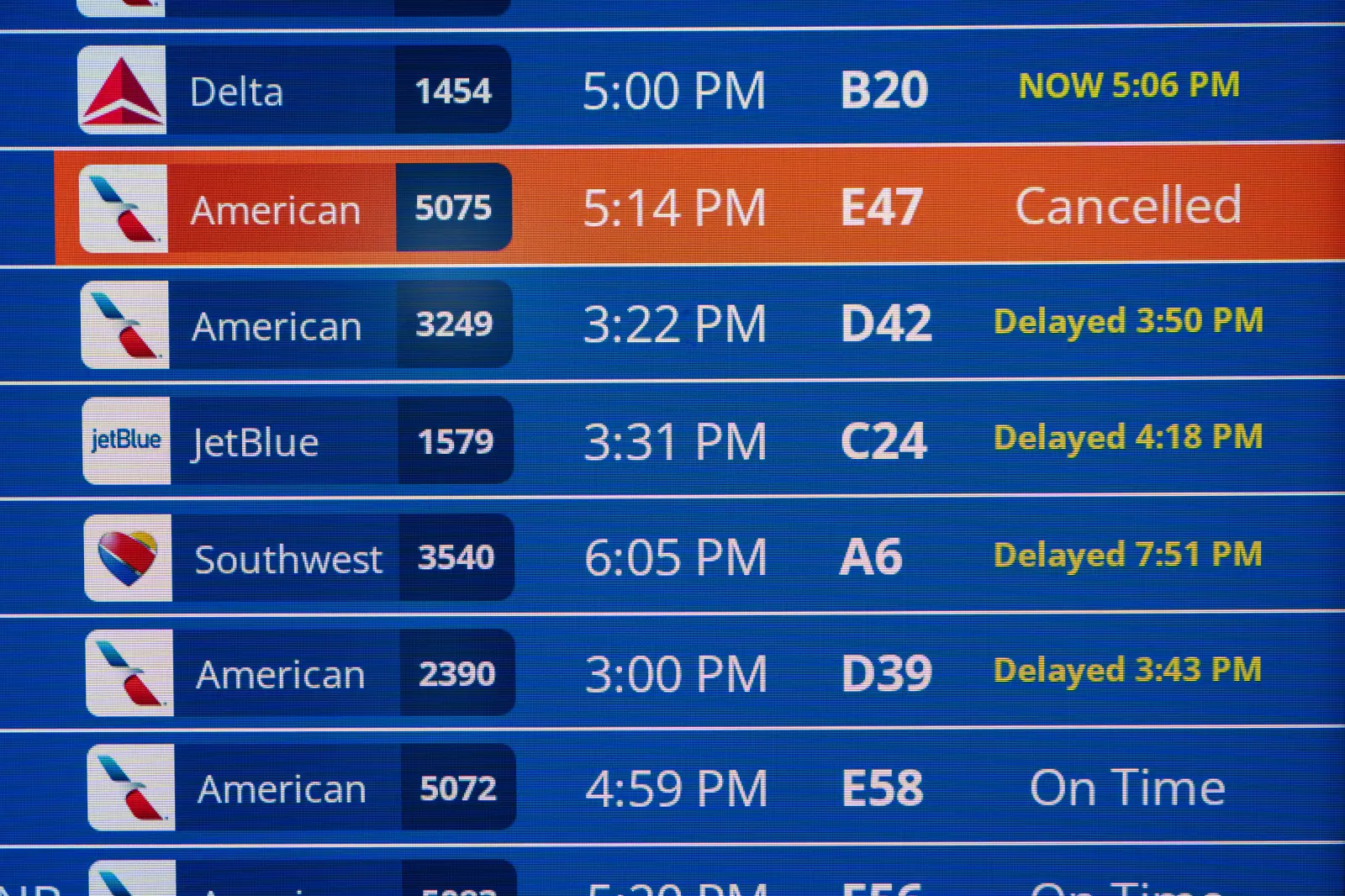 US Flights Canceled, Delayed On Saturday As Shutdown Continues