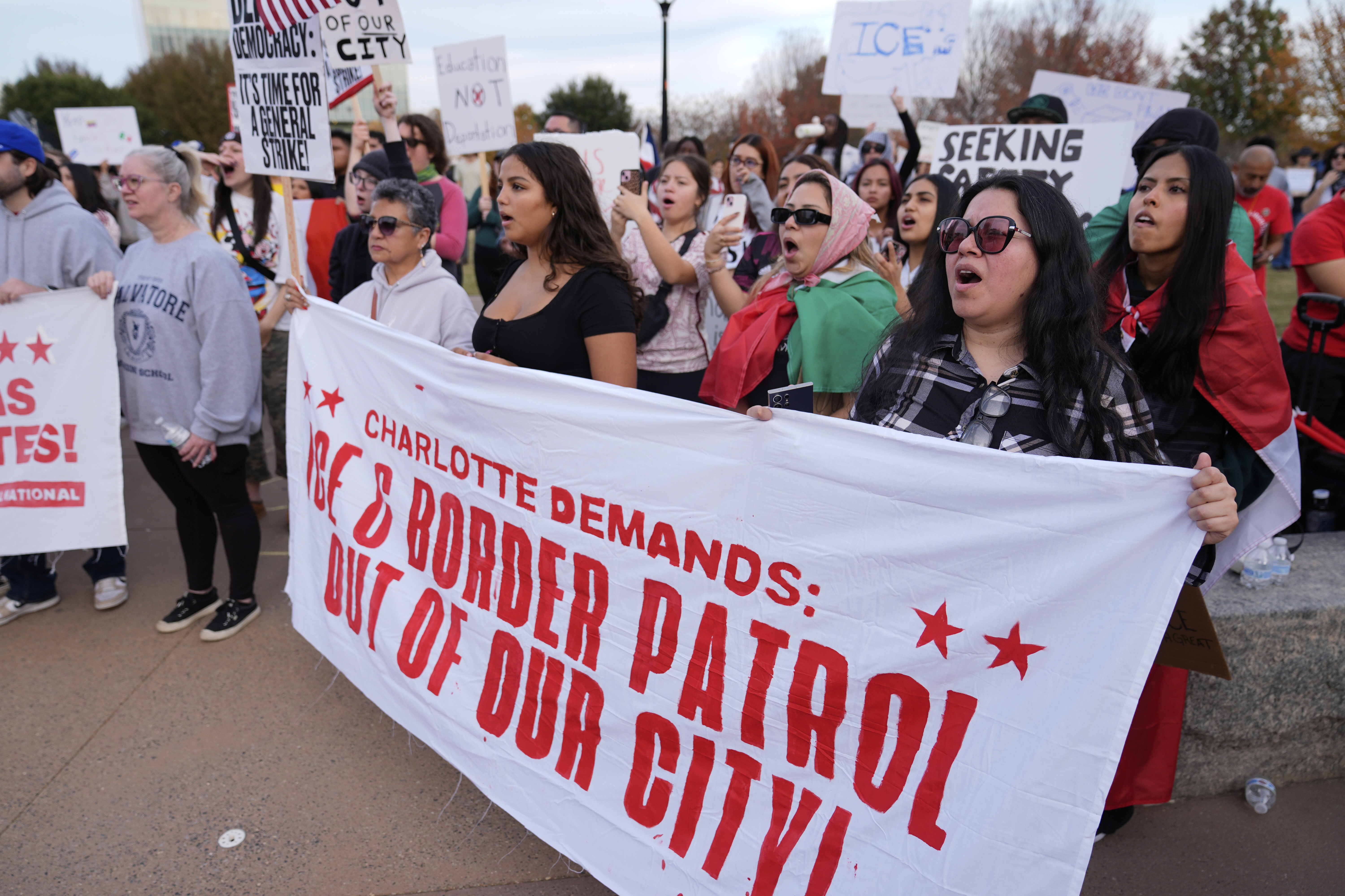 Charlotte Church Goers Flee Border Patrol Raid—'We Thought Church Was Safe'