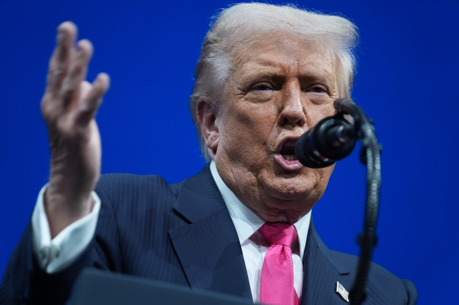 newsweek.com - Jasmine Laws - Donald Trump's approval rating is eroding among parents