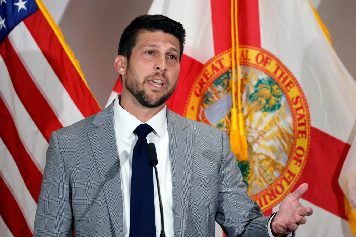 Shooting Near Vero Beach: Florida Deputy Killed Serving Eviction Notice ...