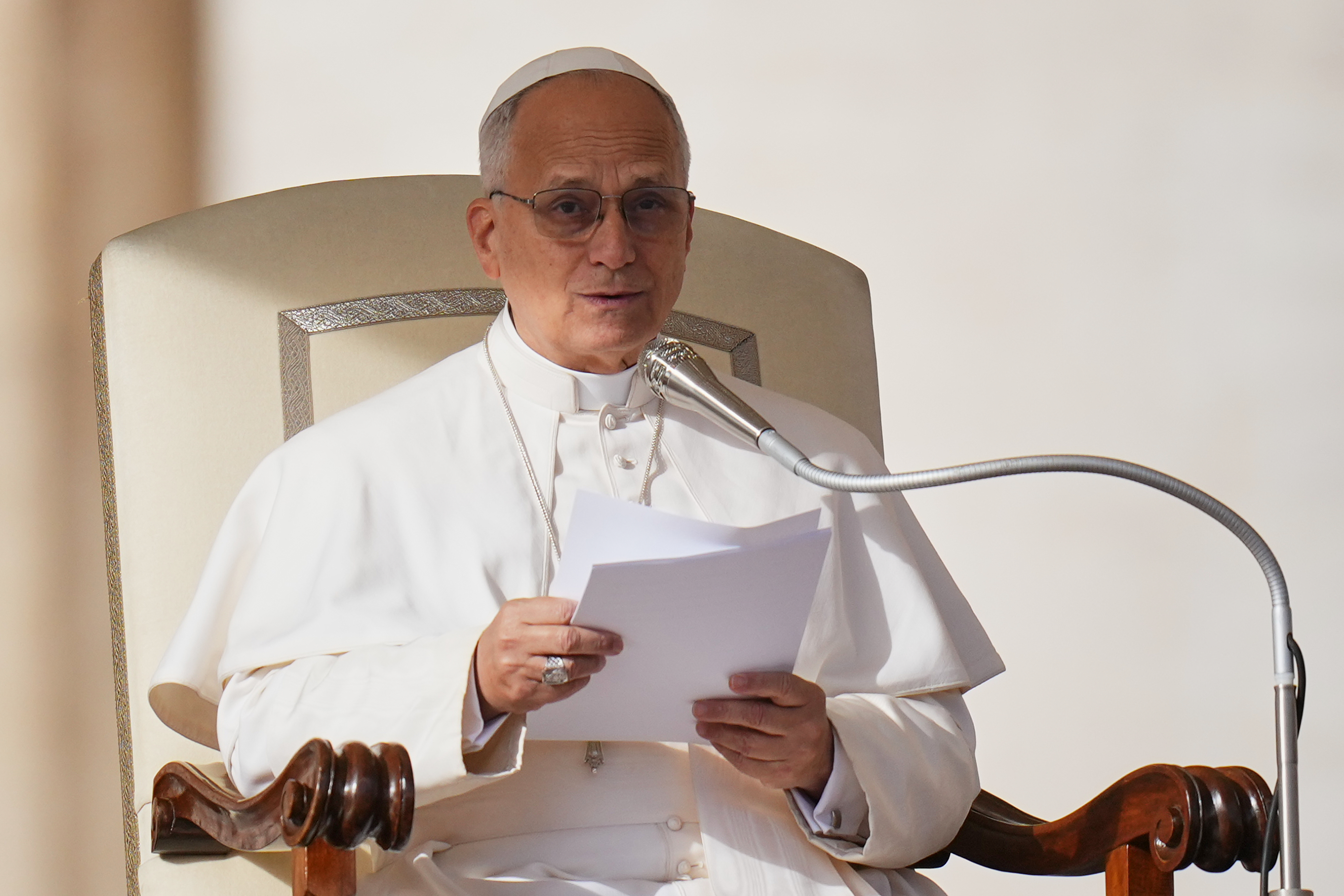 Pope Leo Updates Marriage Rules for 1.4 Billion Catholics