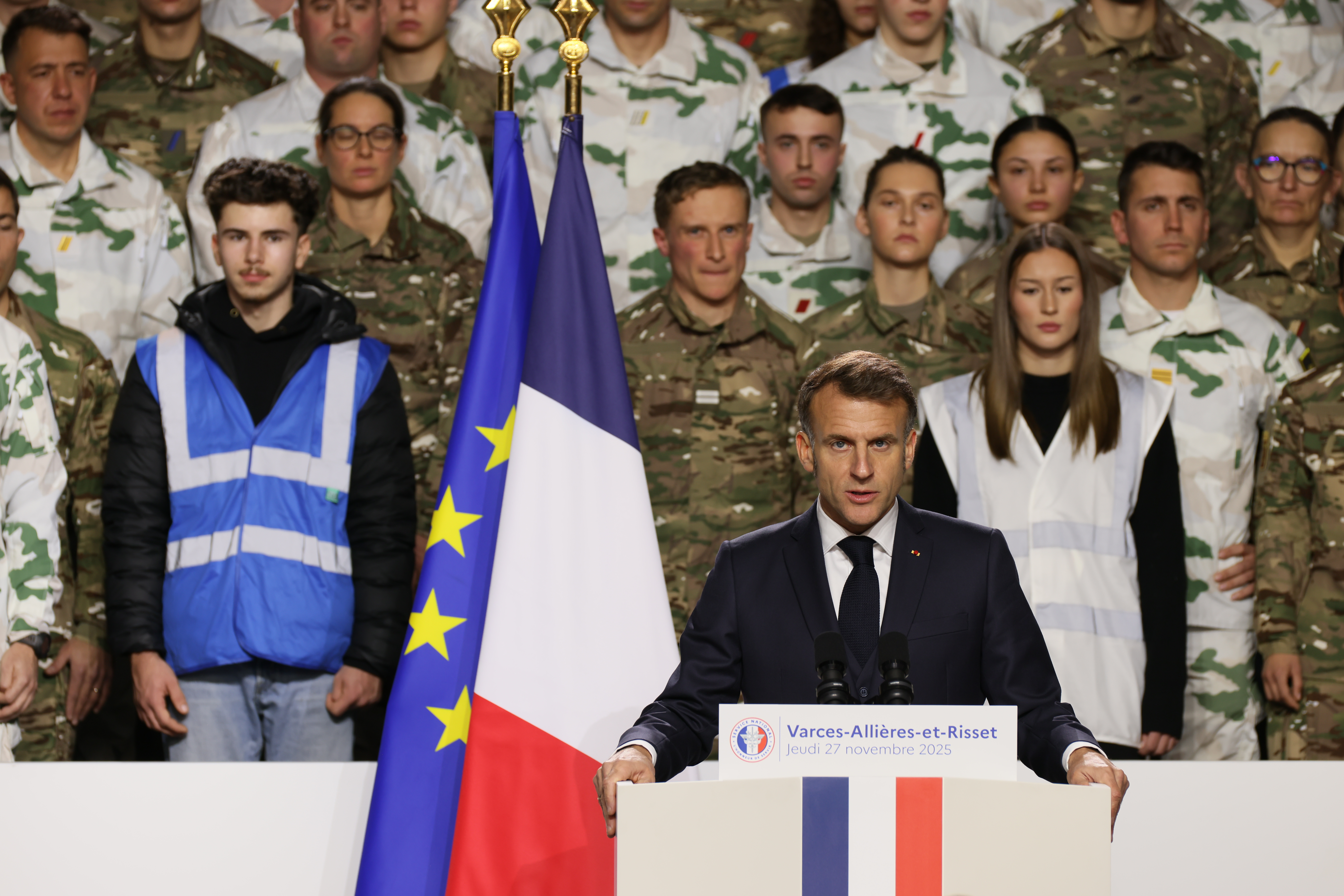 Macron Launches Voluntary Youth Military Service as Security Threats Rise