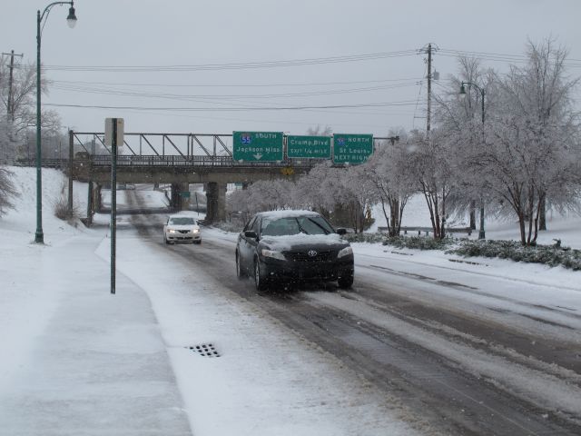 Winter Storm Warning as 10 Inches of Snow To Hit - Newsweek