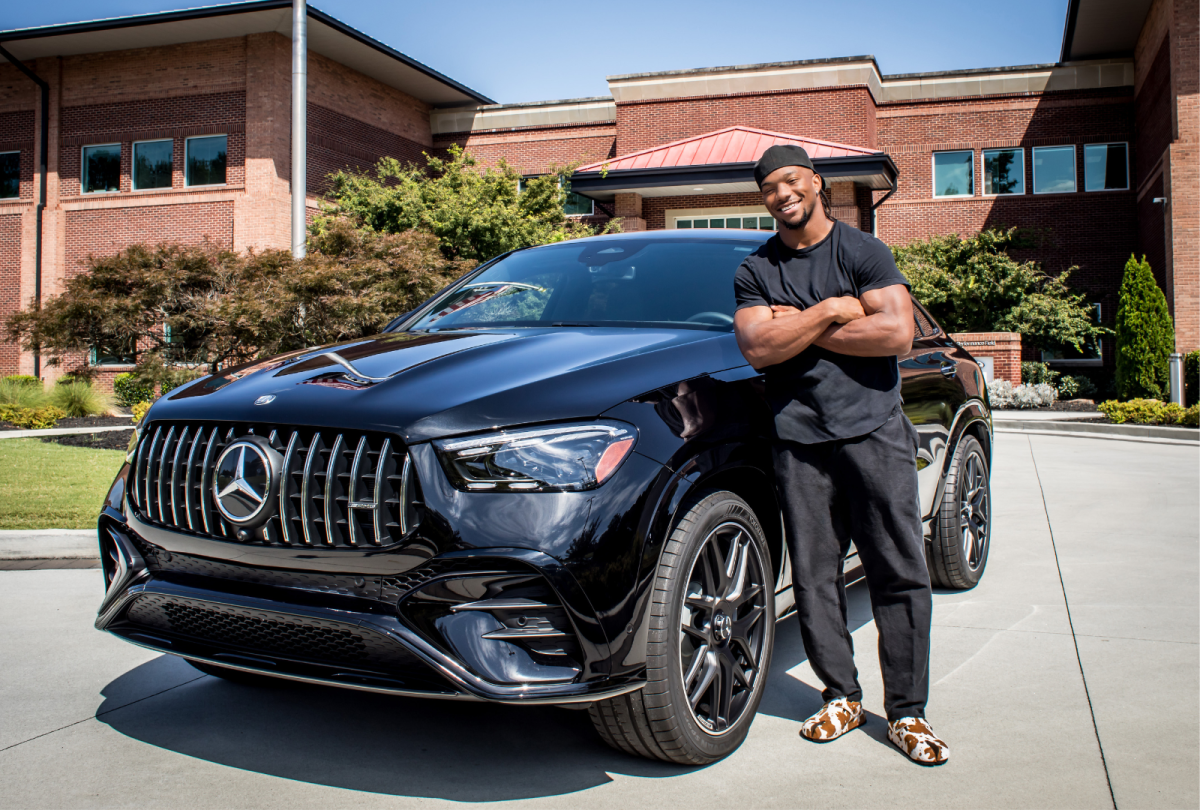 There& 039;s Science Behind Why an NFL Star Uses His Car to Prep for Games