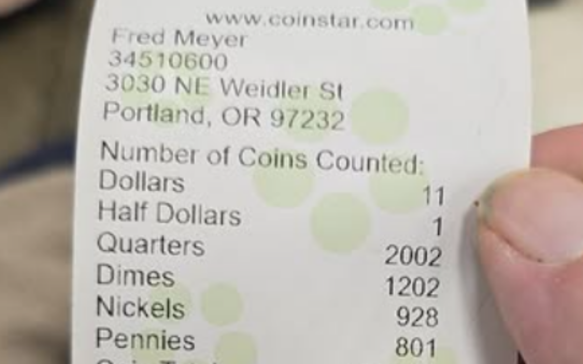 Man Empties Piggy Bank After 10 Years—Not Ready for How Much He's Saved